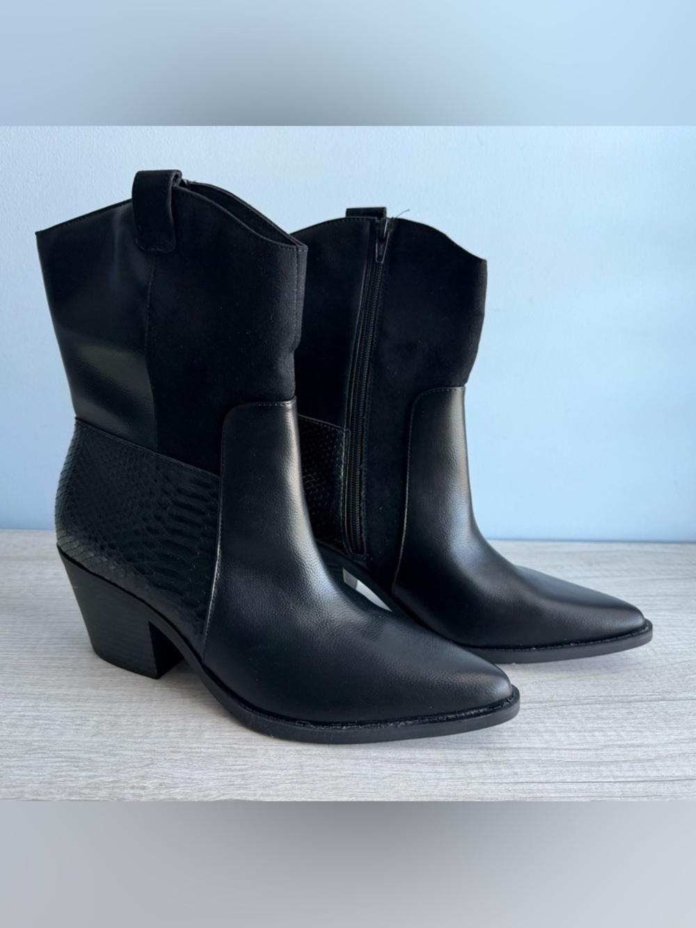 Sun + Stone Women's Black Biancaa Western Block Heel Booties Size 9.5